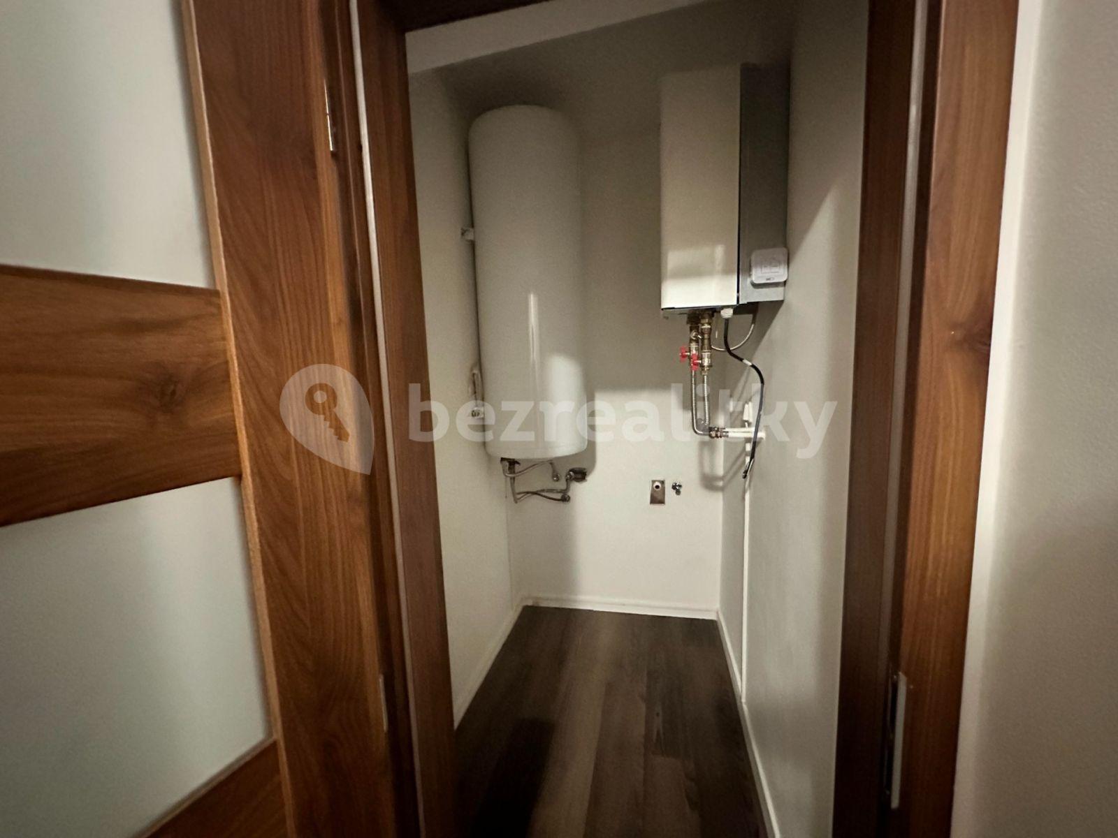 2 bedroom with open-plan kitchen flat for sale, 85 m², Na Ovčíně, Beroun, Středočeský Region