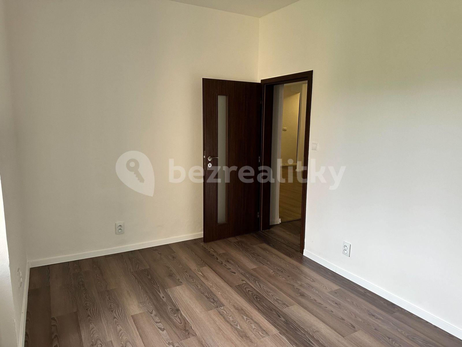 2 bedroom with open-plan kitchen flat for sale, 85 m², Na Ovčíně, Beroun, Středočeský Region