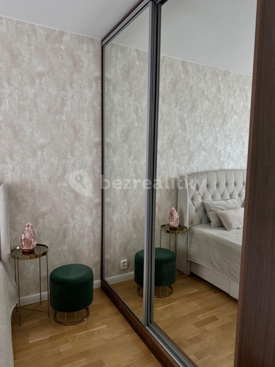 3 bedroom flat for sale, 70 m², Tupolevova, Prague, Prague