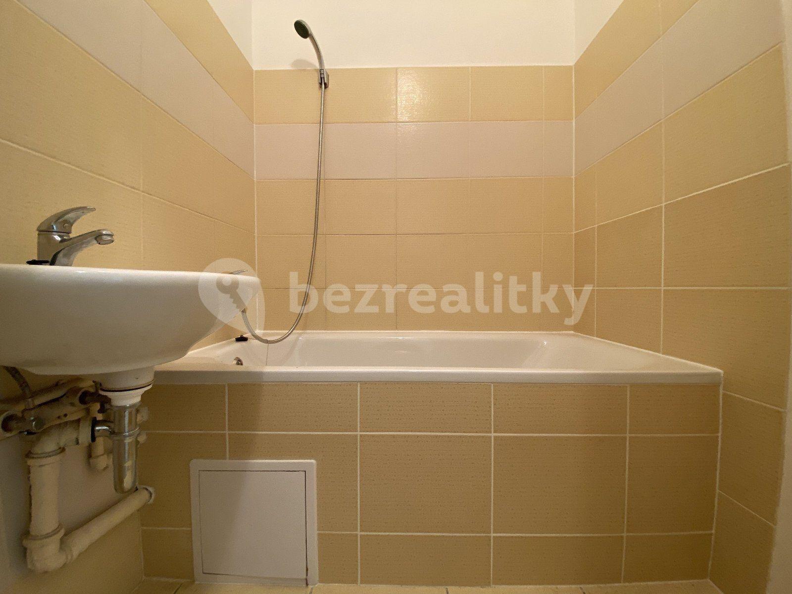 2 bedroom flat to rent, 50 m², Národní třída, Havířov, Moravskoslezský Region