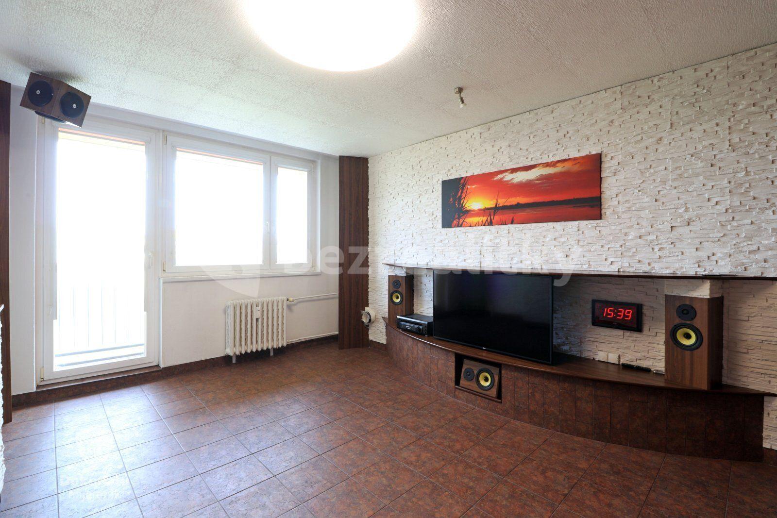 3 bedroom flat to rent, 76 m², 17. listopadu, Mladá Boleslav, Středočeský Region