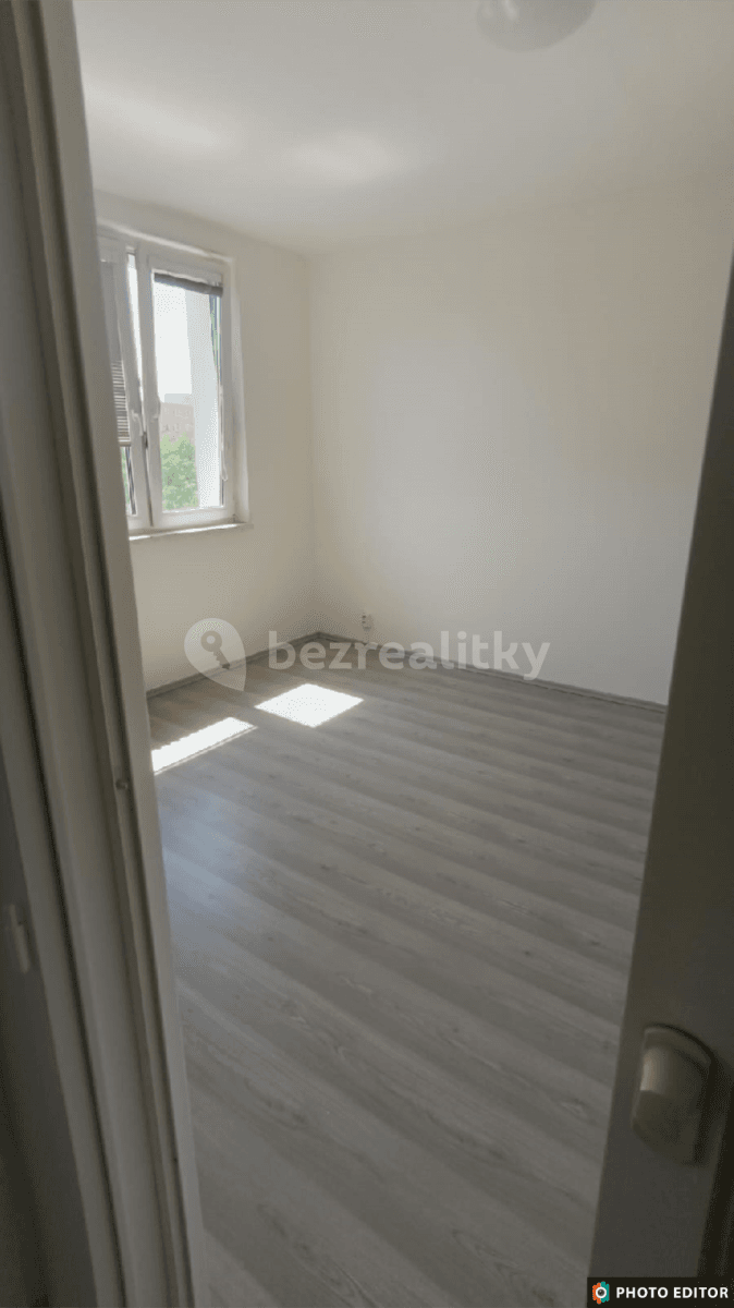 2 bedroom flat for sale, 43 m², Nešporova, Olomouc, Olomoucký Region