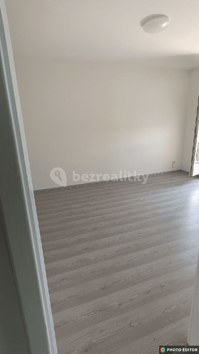 2 bedroom flat for sale, 43 m², Nešporova, Olomouc, Olomoucký Region