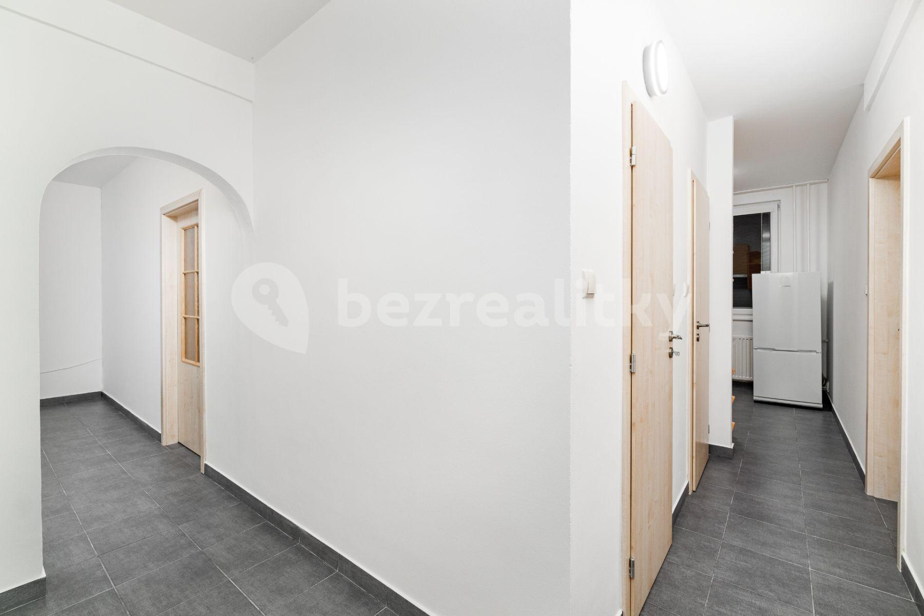 3 bedroom flat to rent, 63 m², Jaromíra Matuška, Ostrava, Moravskoslezský Region