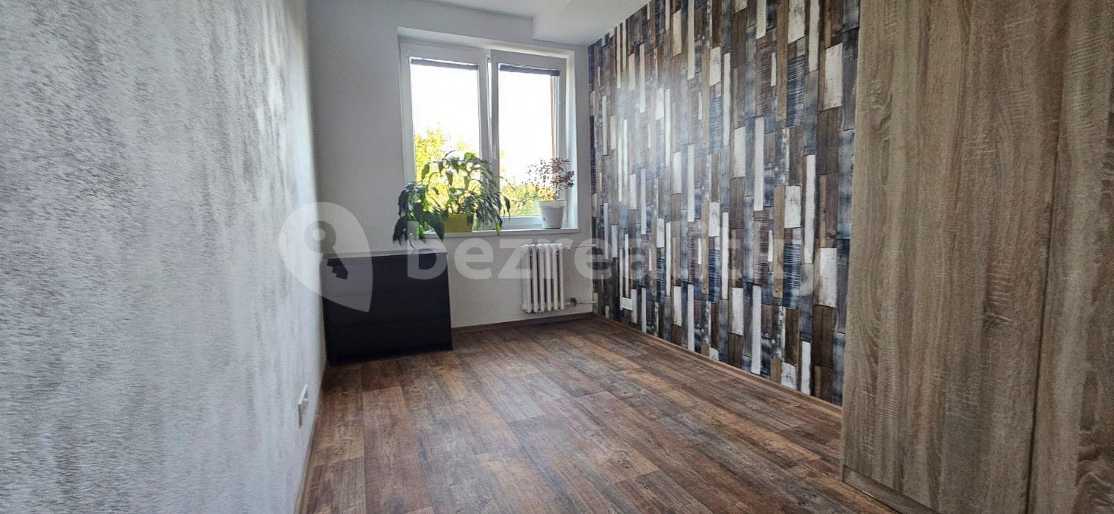 3 bedroom flat for sale, 75 m², U Společenského domu, Vratimov, Moravskoslezský Region