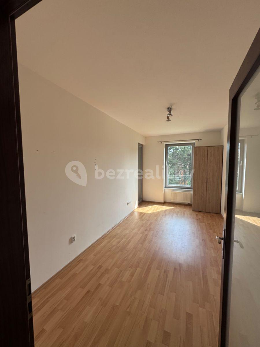 1 bedroom with open-plan kitchen flat to rent, 48 m², Roháčova, Kolín, Středočeský Region