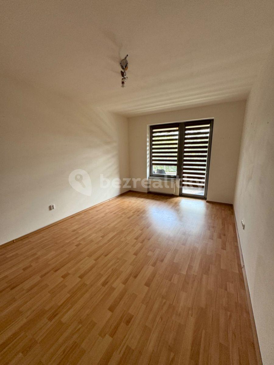 1 bedroom with open-plan kitchen flat to rent, 48 m², Roháčova, Kolín, Středočeský Region