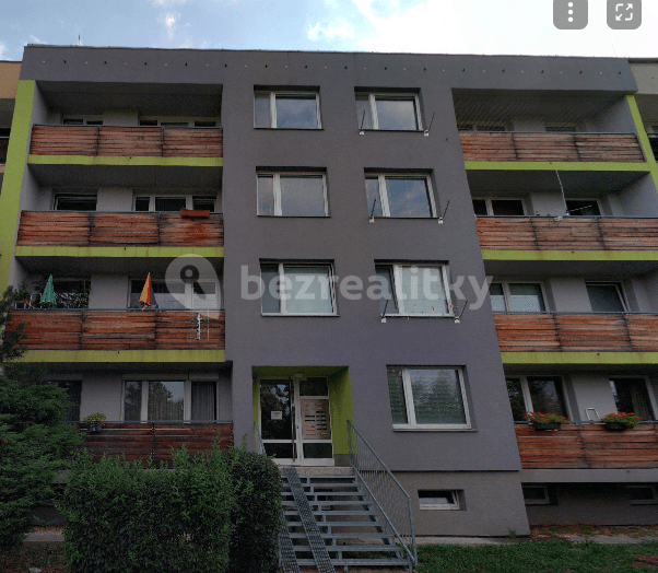 4 bedroom flat to rent, 91 m², Manželů Dostálových, Prague, Prague