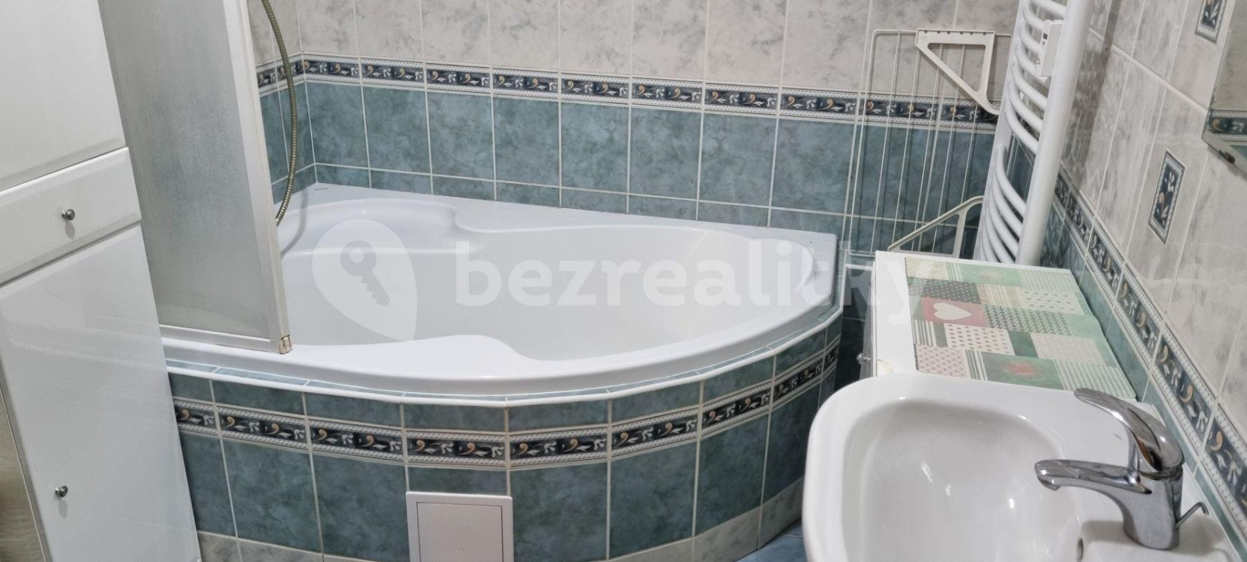 1 bedroom with open-plan kitchen flat for sale, 61 m², Jozefa Gabčíka, Pardubice, Pardubický Region