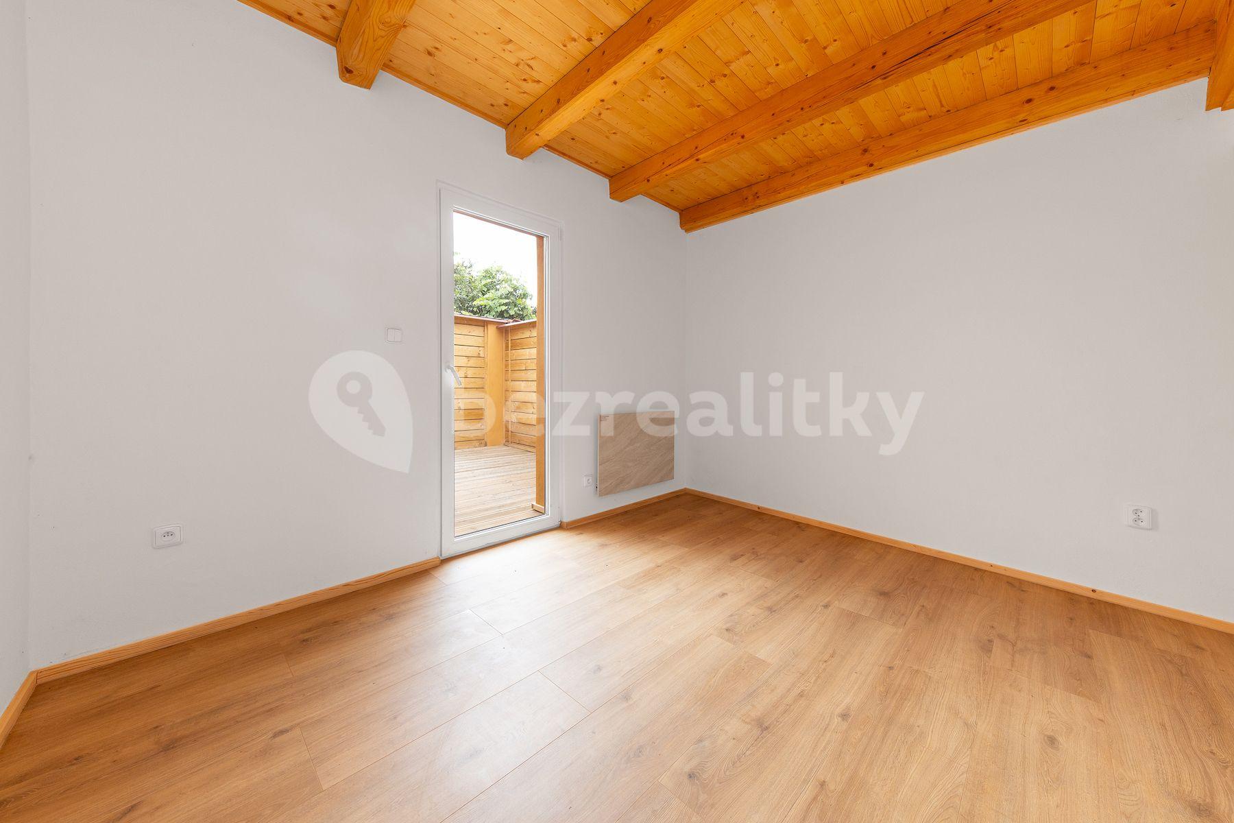 house for sale, 110 m², Sladovní, Kojetín, Olomoucký Region