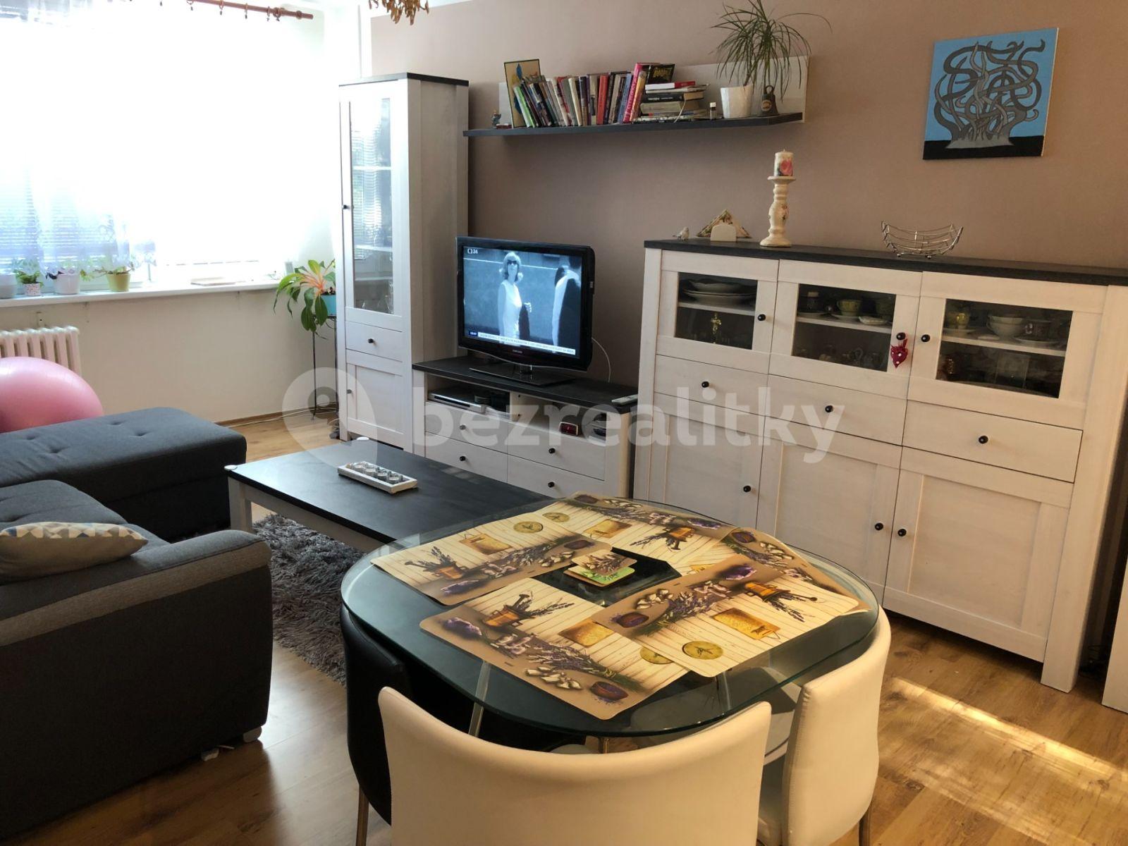 2 bedroom with open-plan kitchen flat for sale, 64 m², Šimonova, Prague, Prague