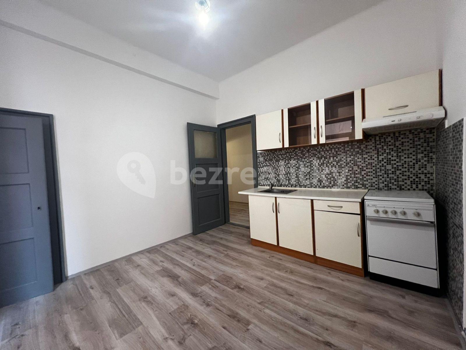 1 bedroom flat to rent, 46 m², K. Čapka, Karlovy Vary, Karlovarský Region