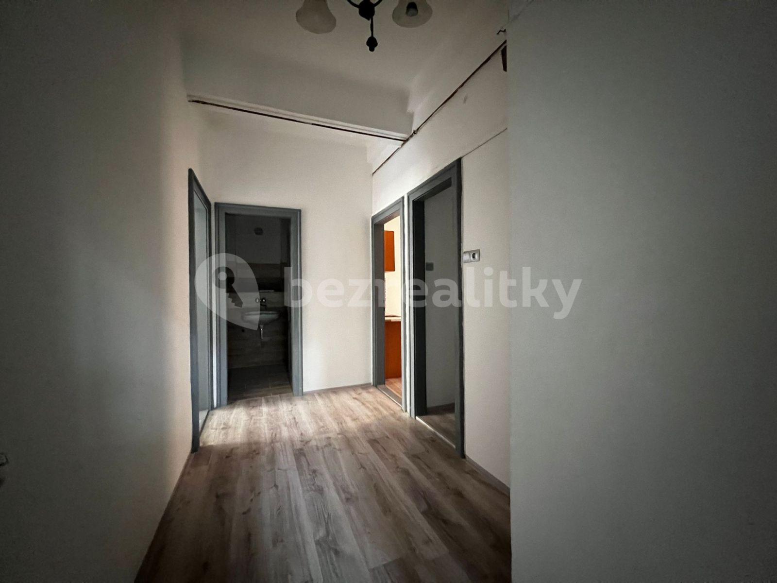 1 bedroom flat to rent, 46 m², K. Čapka, Karlovy Vary, Karlovarský Region