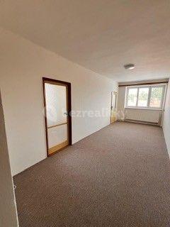 4 bedroom flat to rent, 80 m², Na Pískách, Kostelec nad Labem, Středočeský Region