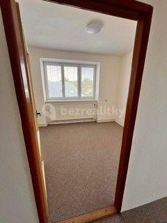 4 bedroom flat to rent, 80 m², Na Pískách, Kostelec nad Labem, Středočeský Region