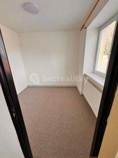 4 bedroom flat to rent, 80 m², Na Pískách, Kostelec nad Labem, Středočeský Region