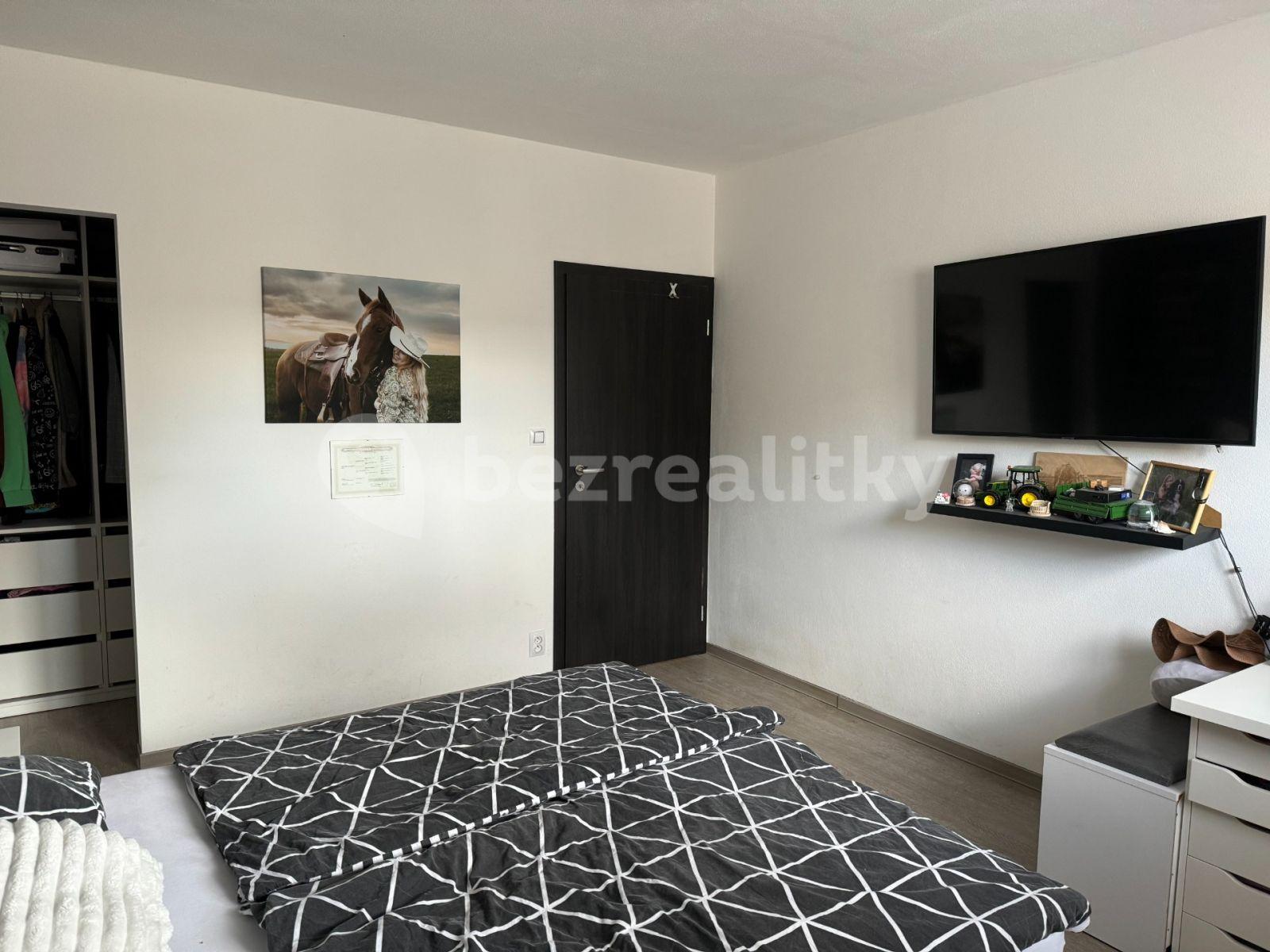 2 bedroom with open-plan kitchen flat for sale, 169 m², Vochov, Plzeňský Region