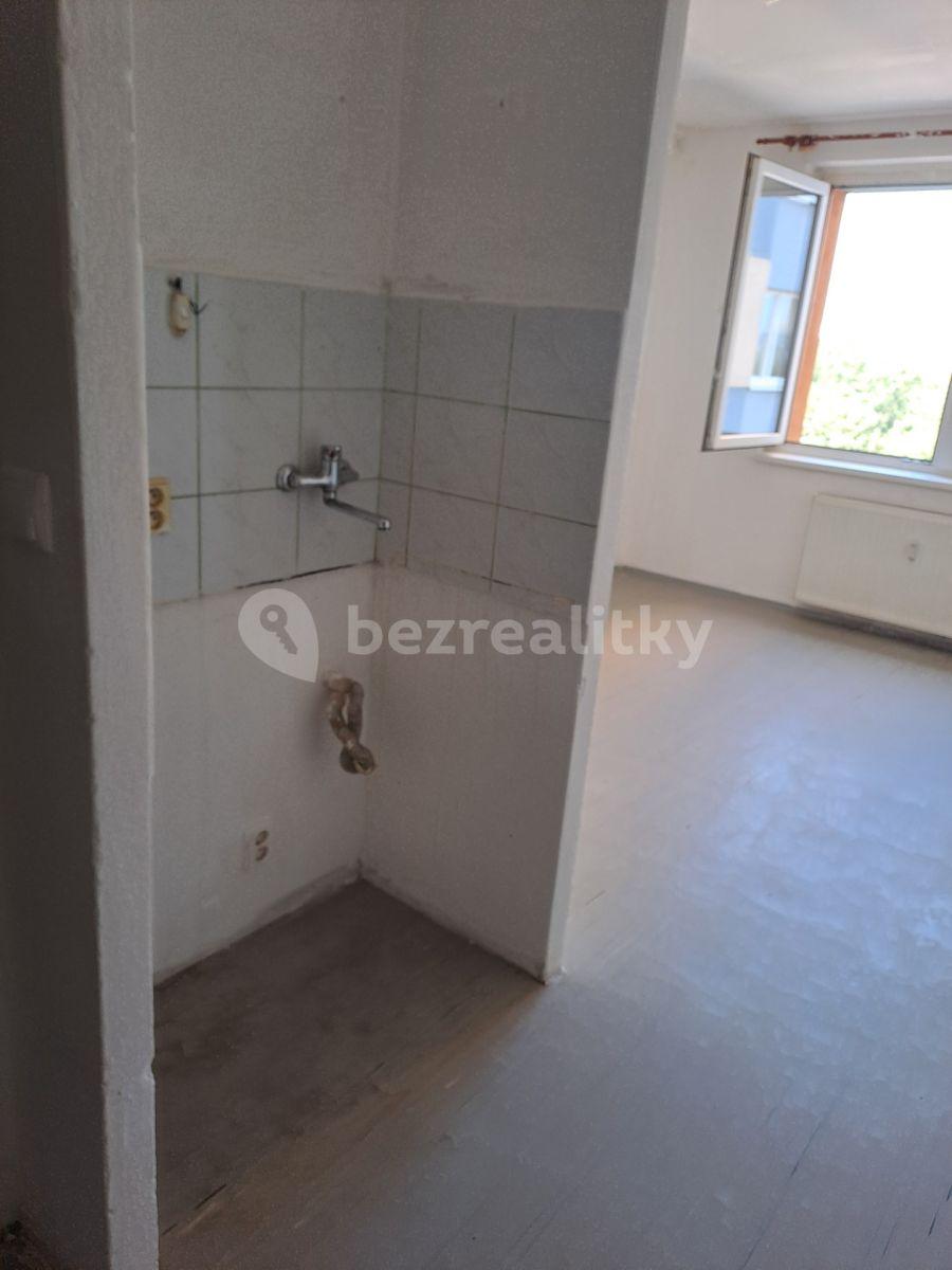 Small studio flat for sale, 20 m², Štúrova, Prague, Prague