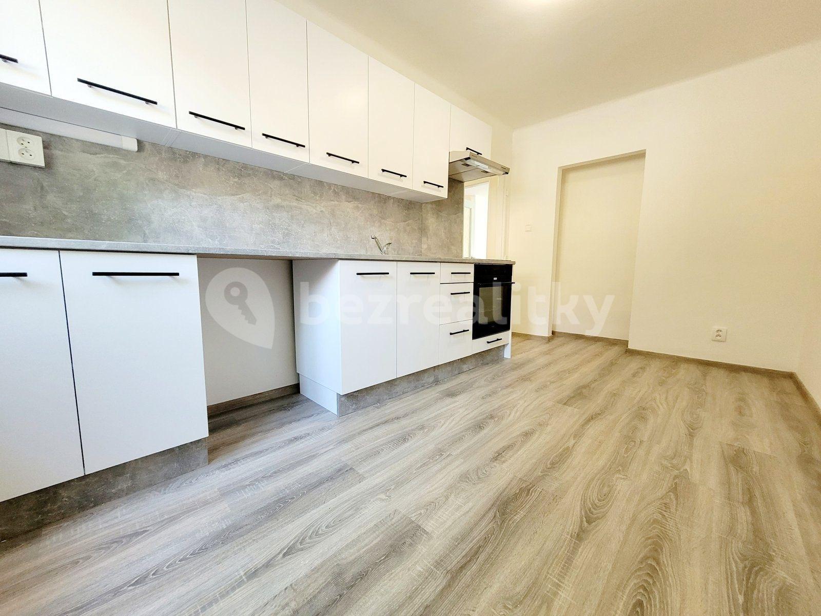 2 bedroom flat to rent, 60 m², Hlavní třída, Havířov, Moravskoslezský Region