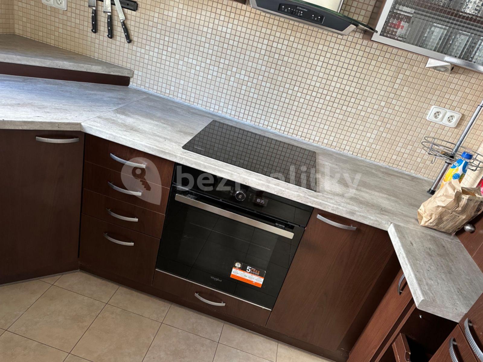 3 bedroom flat to rent, 91 m², Slávičie údolie, Bratislava - mestská časť Staré Mesto, Bratislavský Region