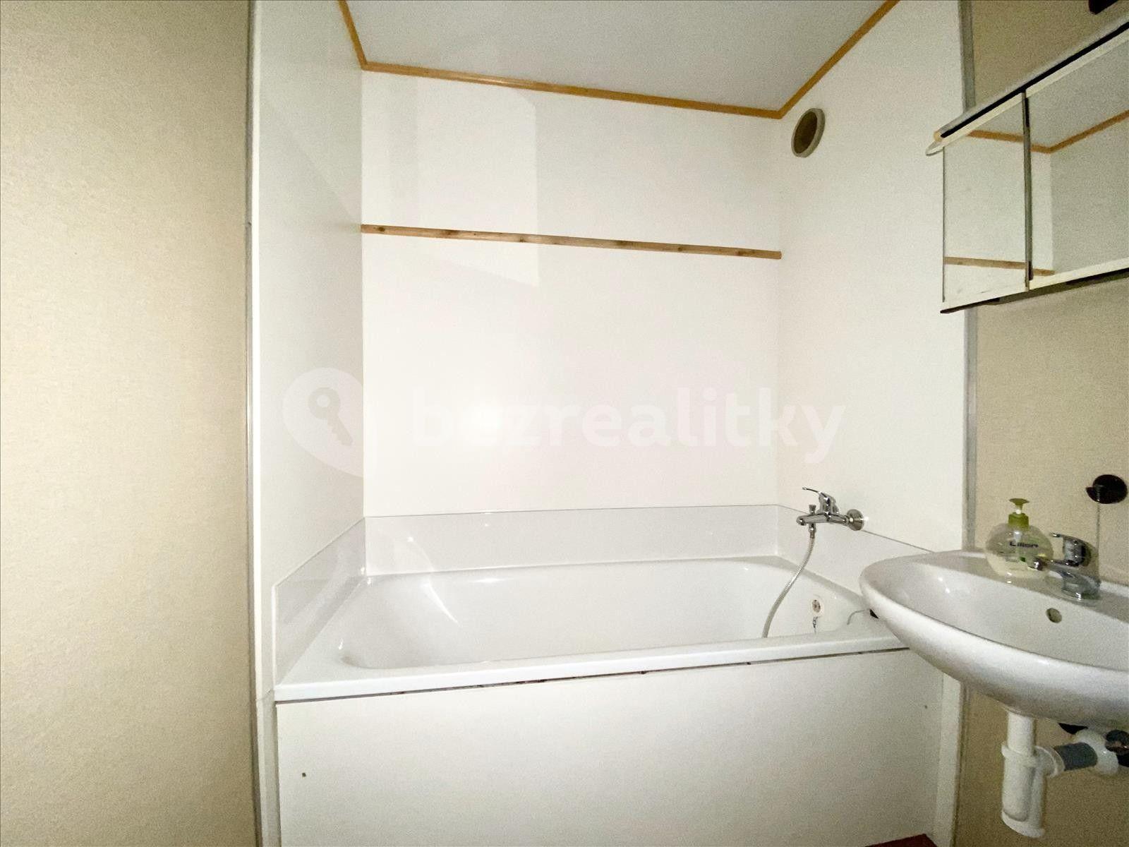 4 bedroom flat for sale, 88 m², Rochovská, Prague, Prague