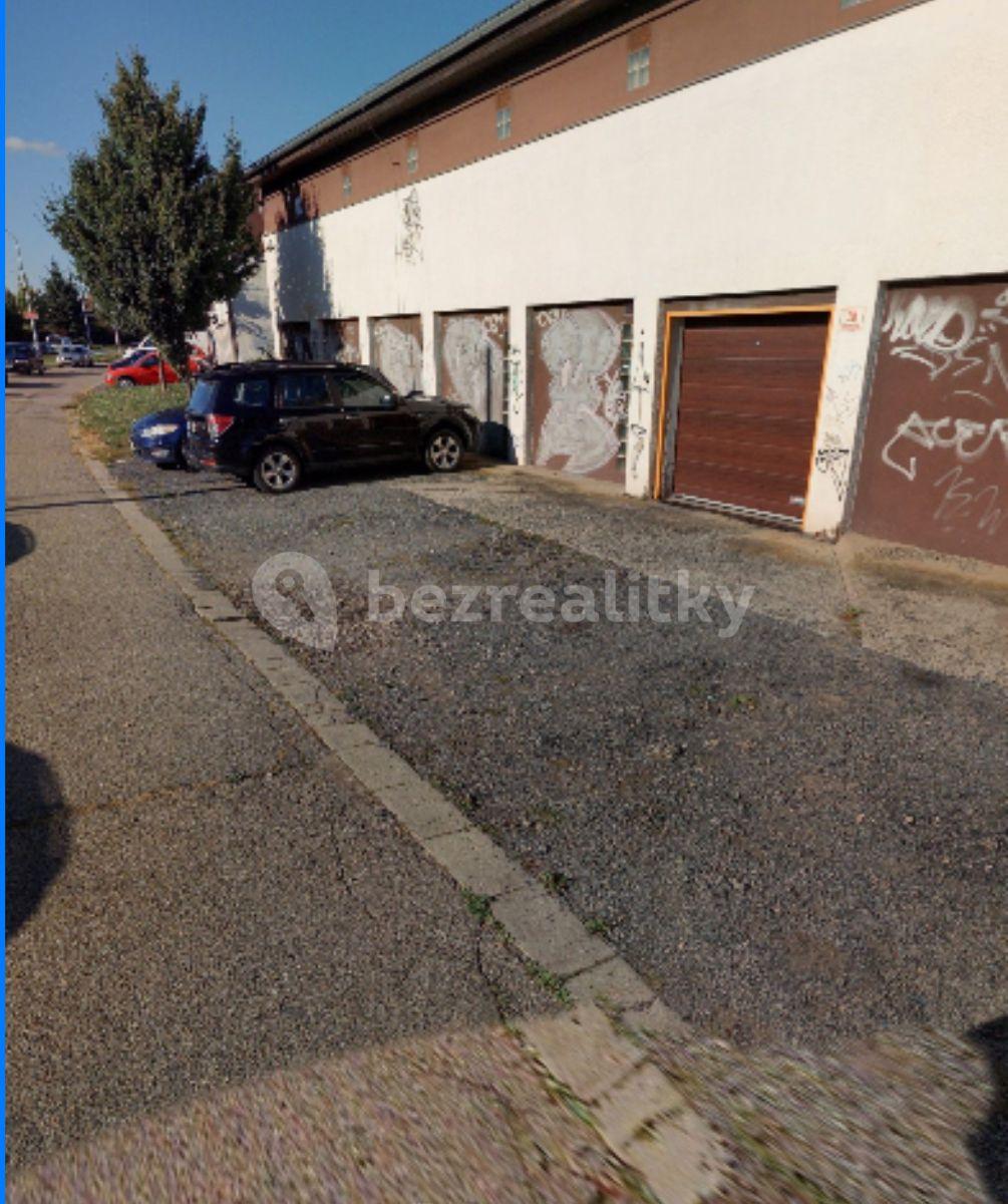 garage to rent, 17 m², Brno, Jihomoravský Region