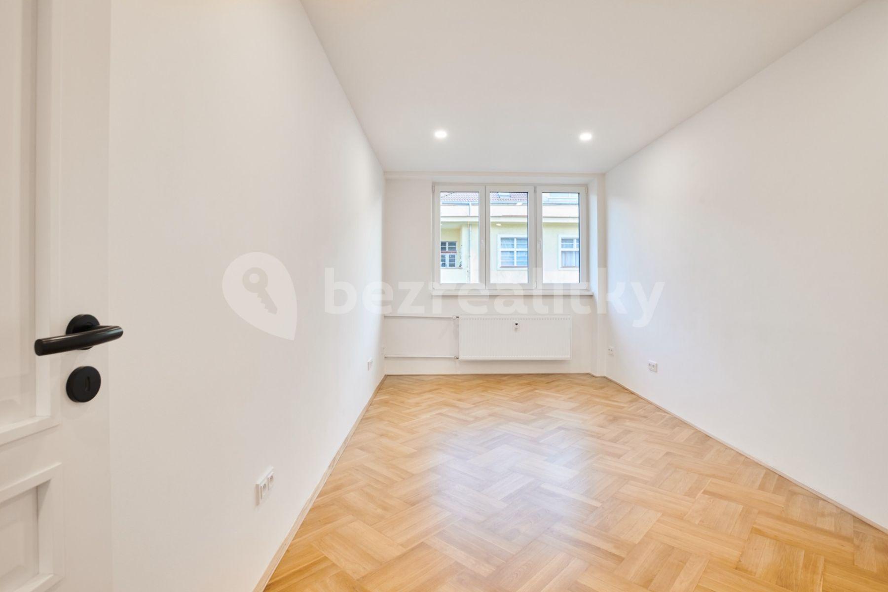 2 bedroom with open-plan kitchen flat for sale, 84 m², Bulharská, Prague, Prague