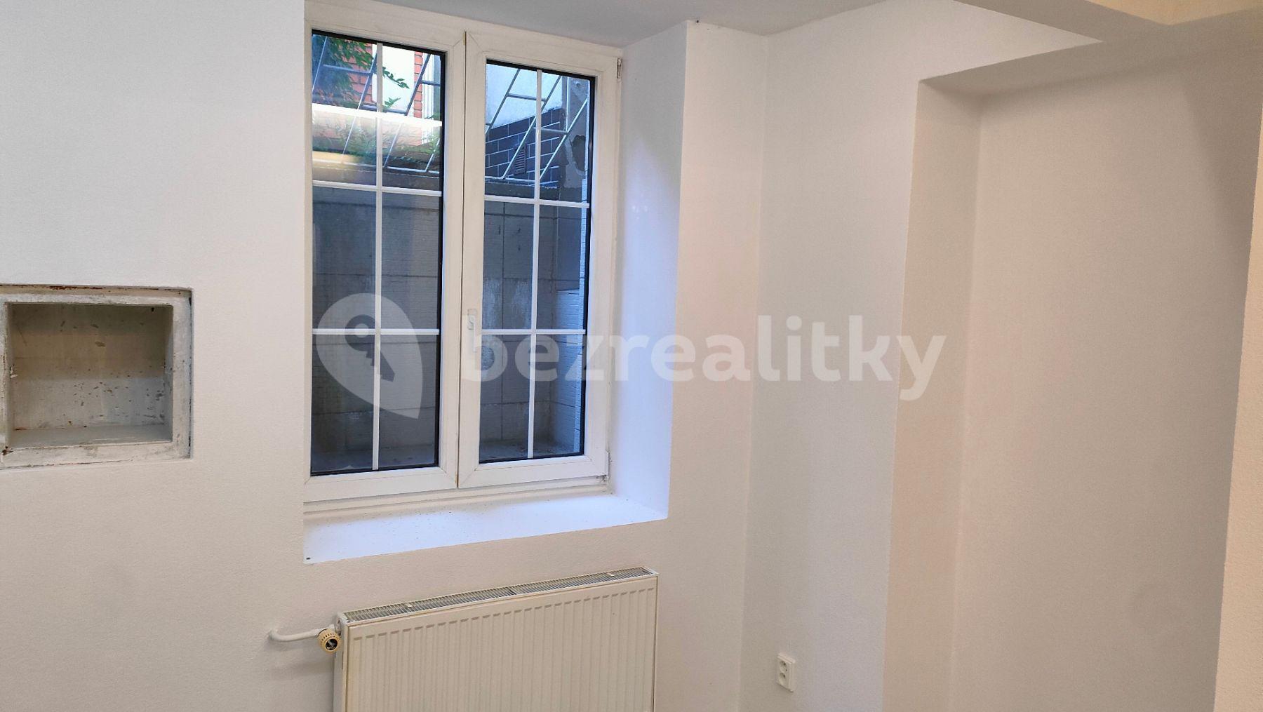 non-residential property to rent, 160 m², Velvarská, Prague, Prague