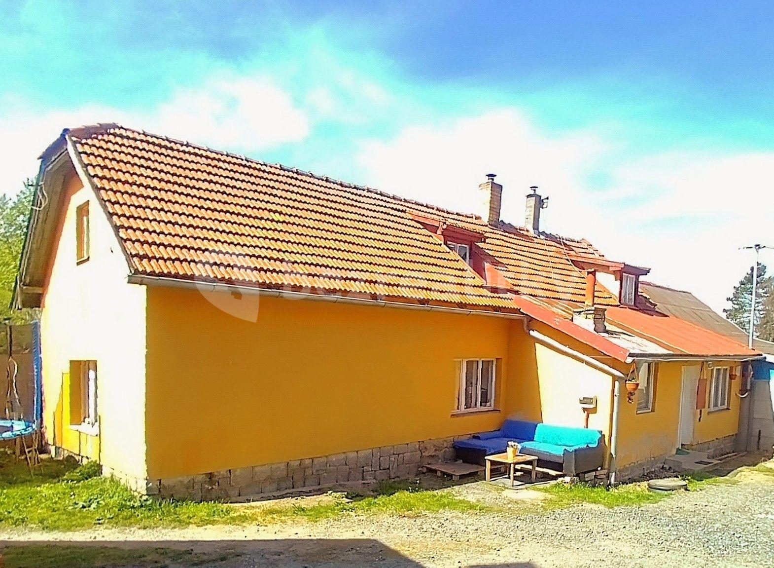 house for sale, 120 m², Svojetice, Středočeský Region