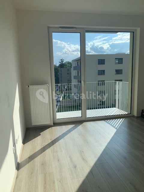 1 bedroom with open-plan kitchen flat to rent, 56 m², V Hliníkách, Chrudim, Pardubický Region