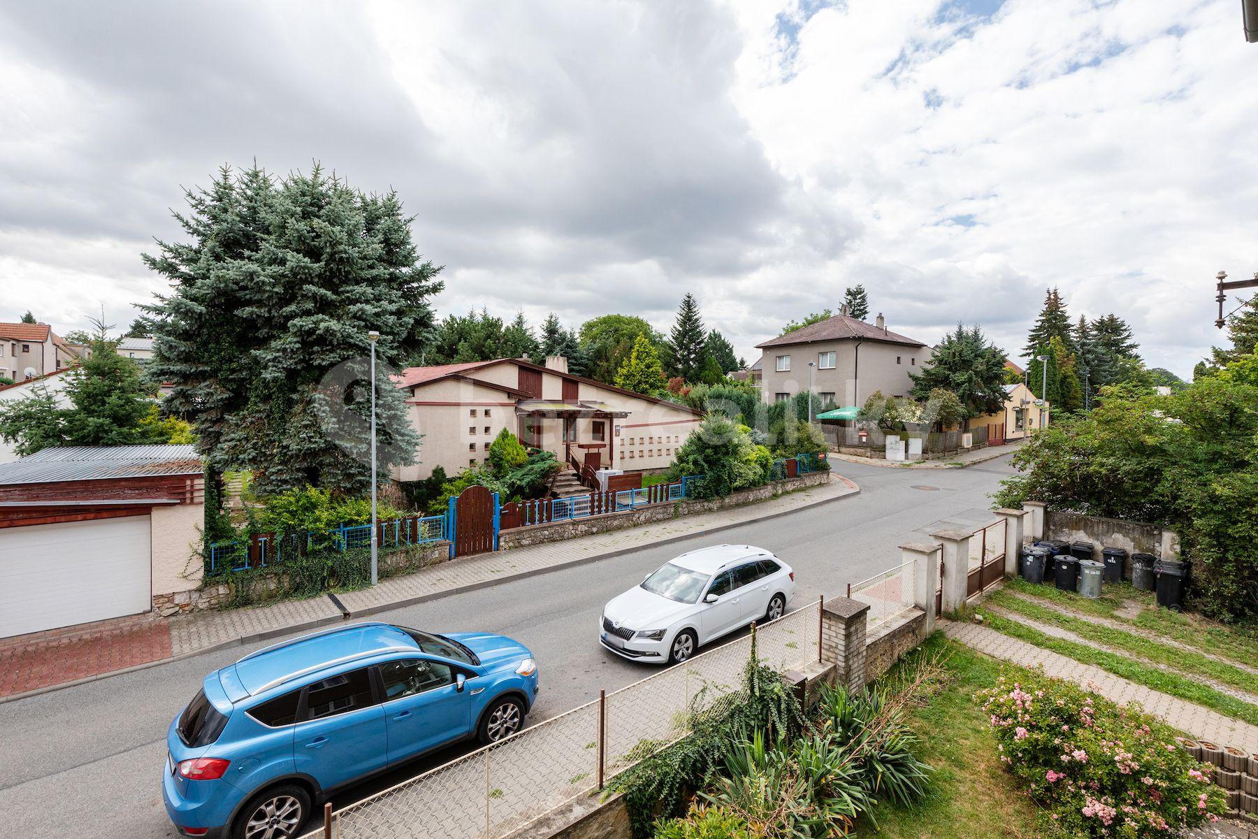 3 bedroom flat for sale, 67 m², Školská, Hostivice, Středočeský Region