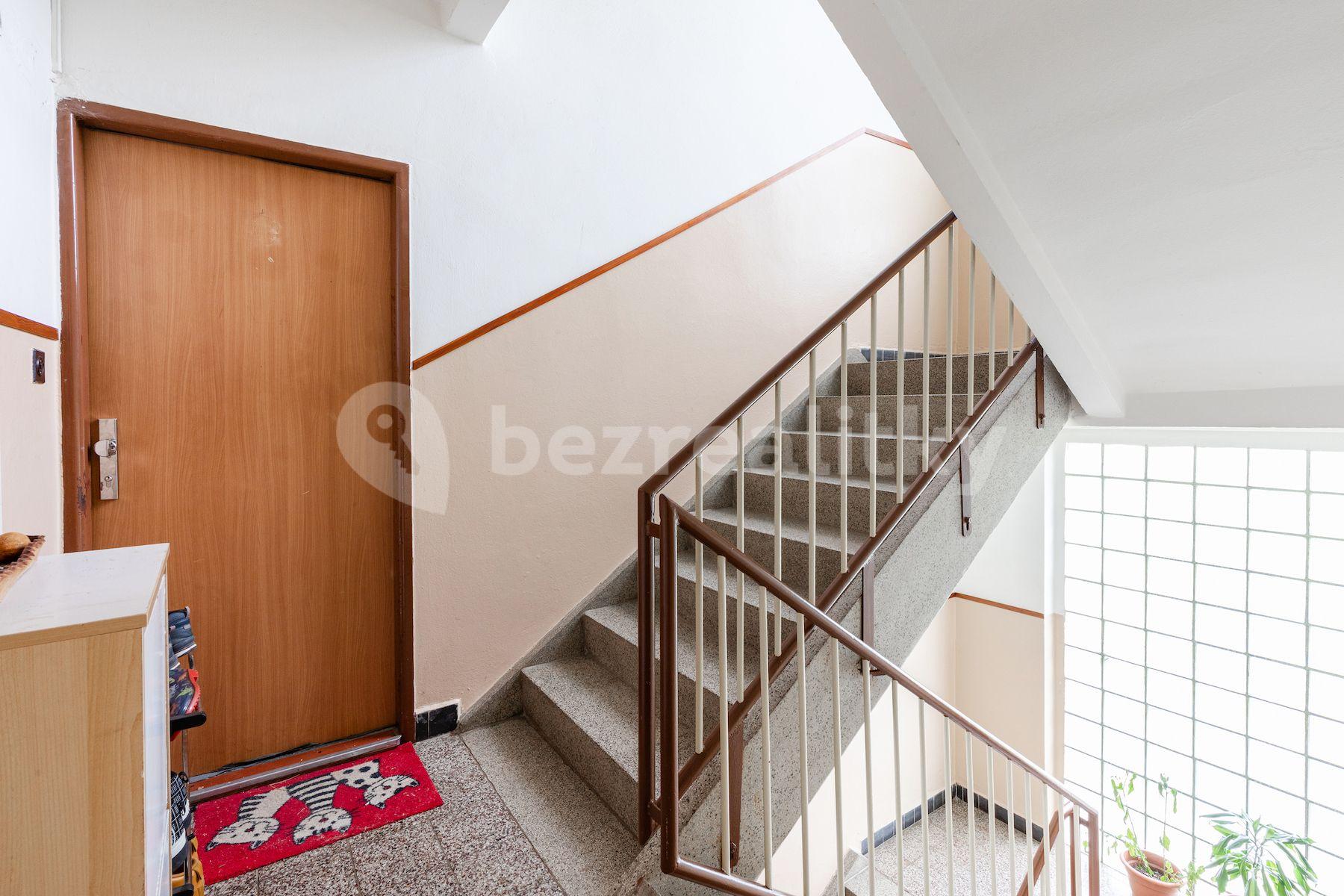 3 bedroom flat for sale, 67 m², Školská, Hostivice, Středočeský Region