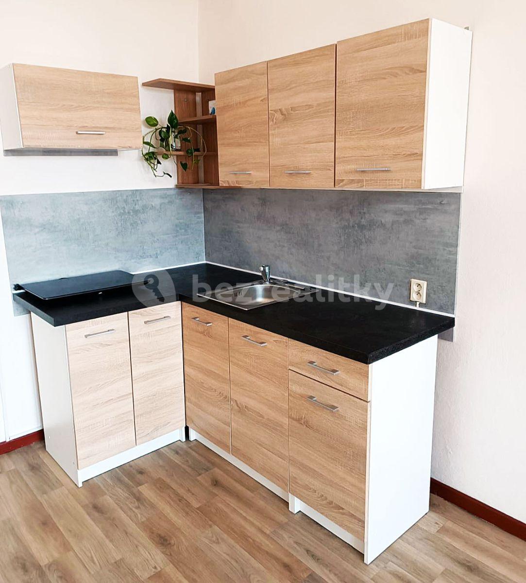 1 bedroom with open-plan kitchen flat to rent, 42 m², Palackého, Turnov, Liberecký Region