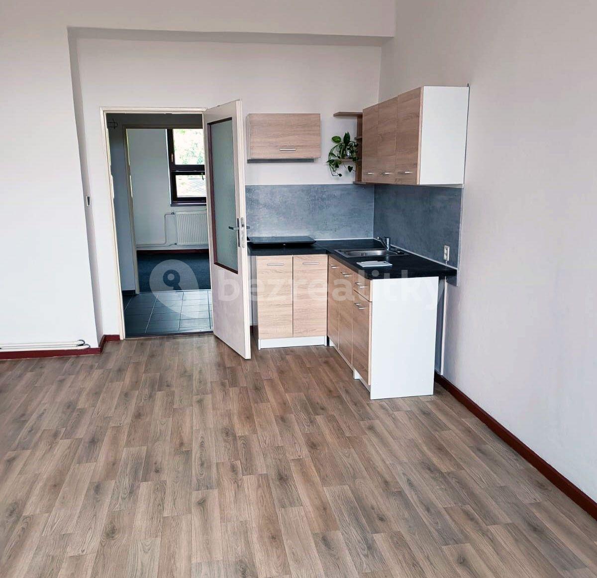 1 bedroom with open-plan kitchen flat to rent, 42 m², Palackého, Turnov, Liberecký Region