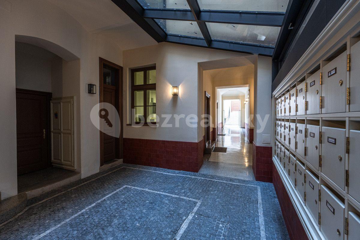 2 bedroom flat to rent, 100 m², Petrská, Prague, Prague