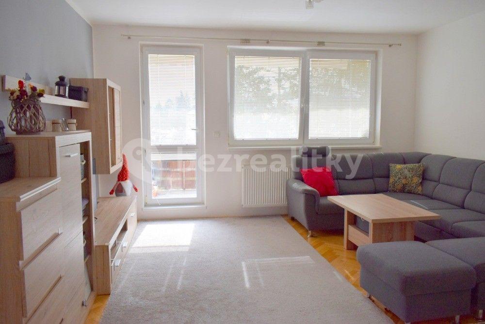 3 bedroom flat to rent, 78 m², Meruňková, Brno, Jihomoravský Region