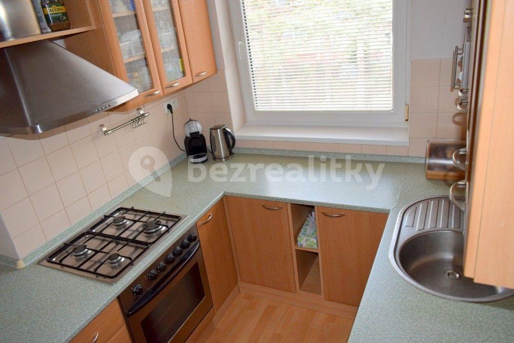 3 bedroom flat to rent, 78 m², Meruňková, Brno, Jihomoravský Region