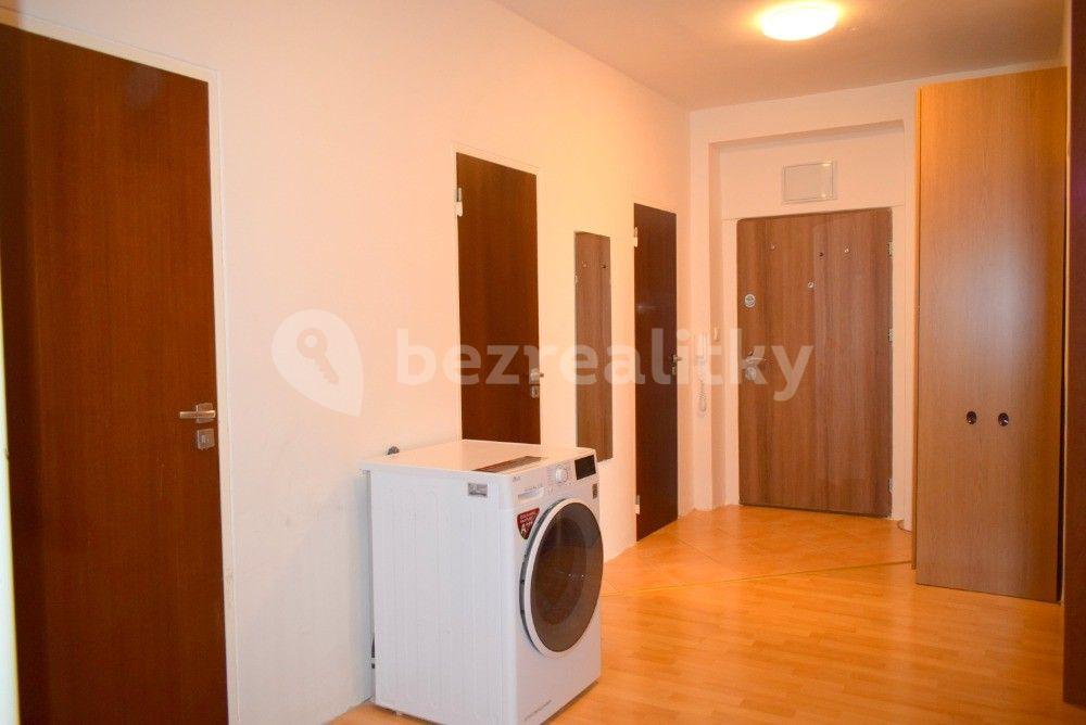 3 bedroom flat to rent, 78 m², Meruňková, Brno, Jihomoravský Region