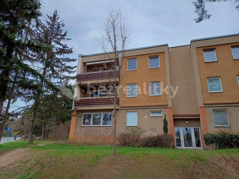 3 bedroom flat to rent, 78 m², Meruňková, Brno, Jihomoravský Region