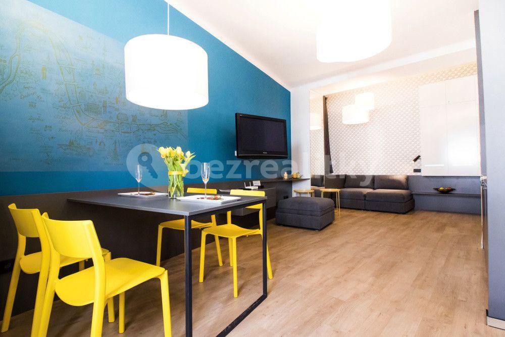 Studio flat to rent, 40 m², Rybná, Prague, Prague