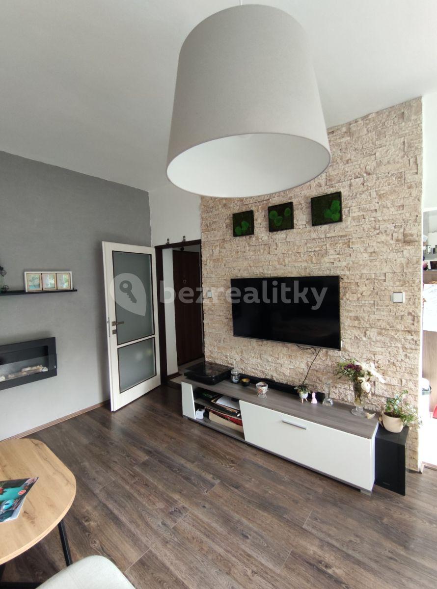 2 bedroom flat to rent, 52 m², Dukelských hrdinů, Ústí nad Labem, Ústecký Region