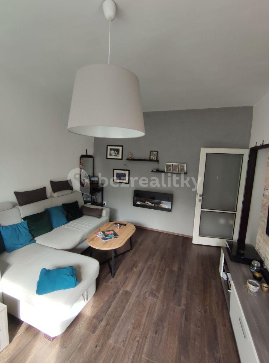 2 bedroom flat to rent, 52 m², Dukelských hrdinů, Ústí nad Labem, Ústecký Region