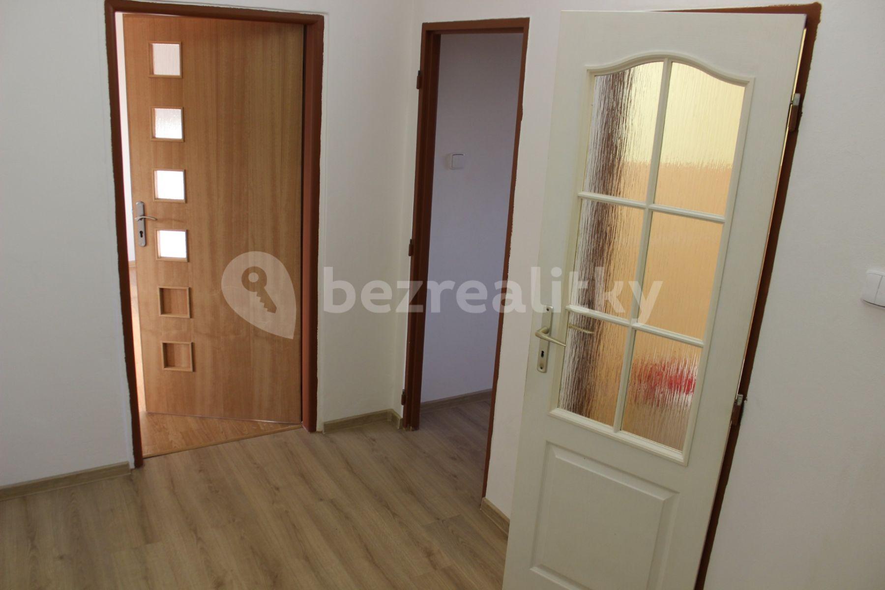 2 bedroom flat to rent, 56 m², Zahradní, Chodov, Karlovarský Region