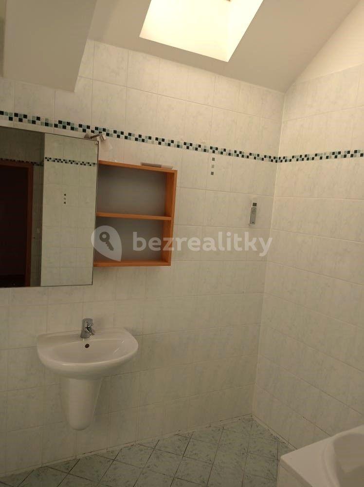 2 bedroom with open-plan kitchen flat for sale, 104 m², Cejl, Brno, Jihomoravský Region