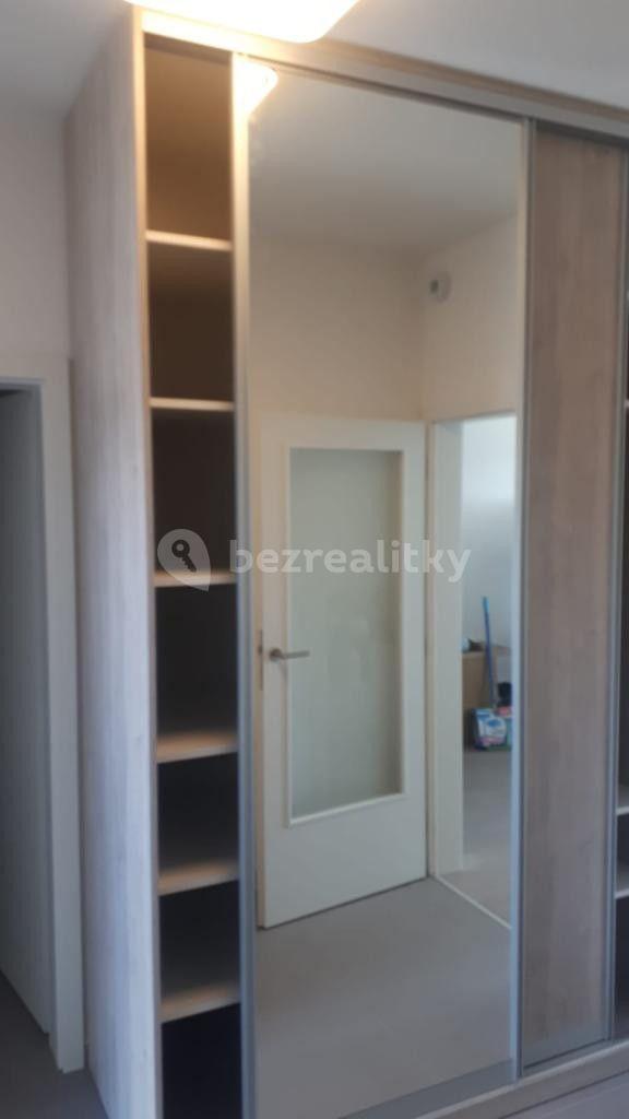 1 bedroom with open-plan kitchen flat to rent, 50 m², Plotní, Brno, Jihomoravský Region