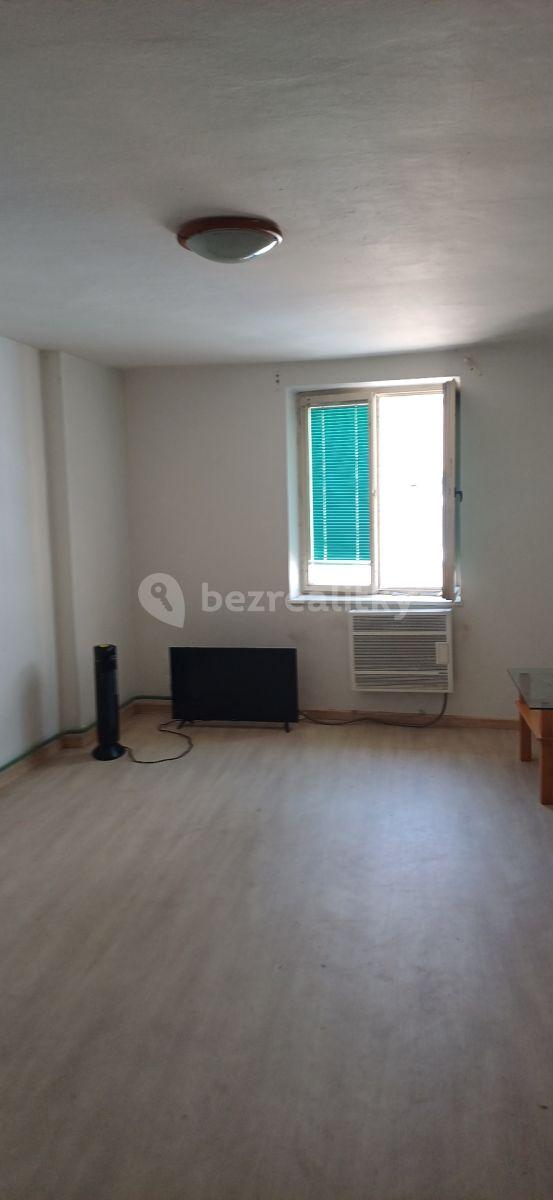 3 bedroom flat to rent, 70 m², Vodní, Kroměříž, Zlínský Region