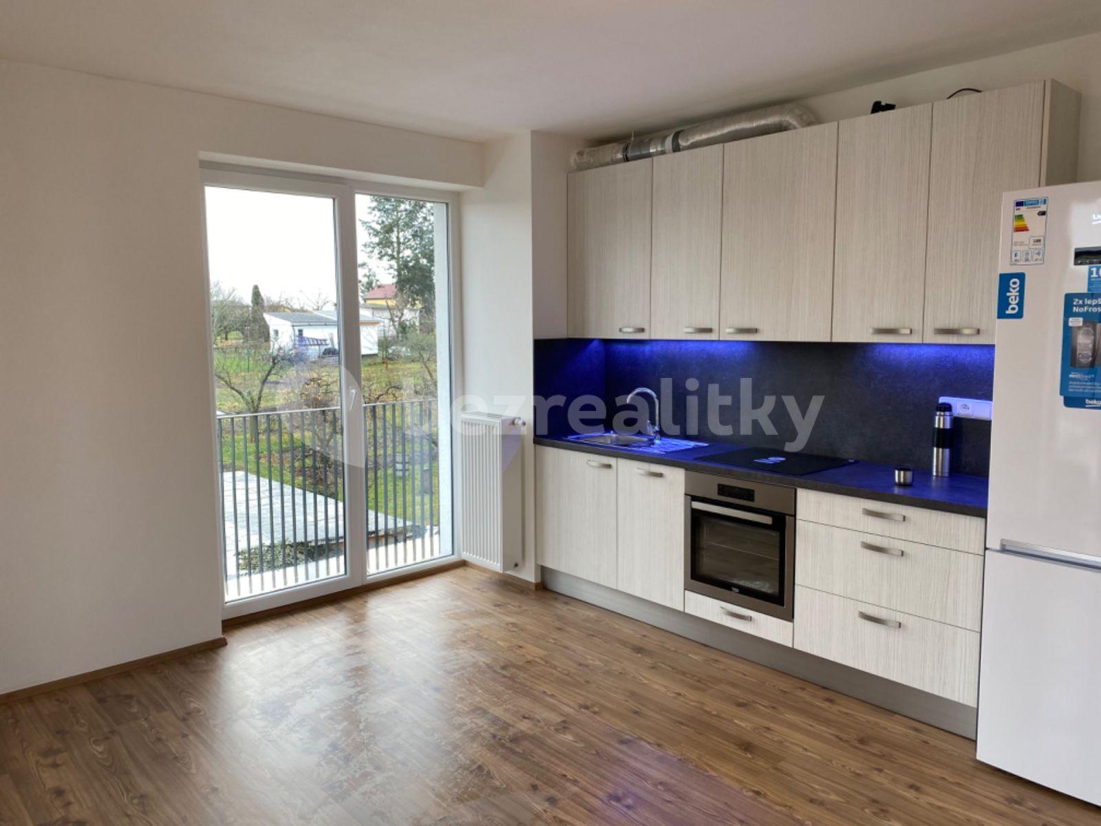 2 bedroom with open-plan kitchen flat to rent, 65 m², V Zahrádkách, Plzeň, Plzeňský Region