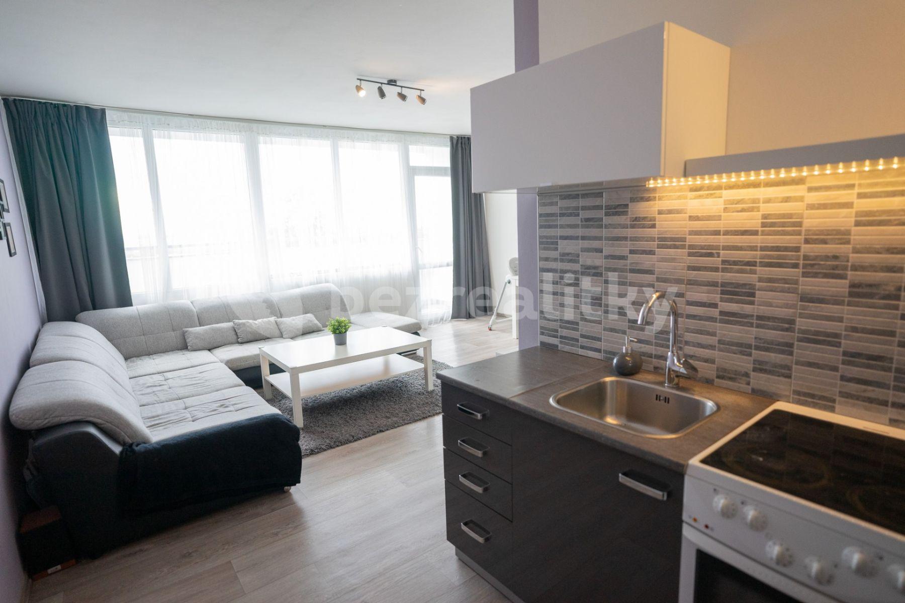 2 bedroom with open-plan kitchen flat for sale, 81 m², Kundratická, Chomutov, Ústecký Region