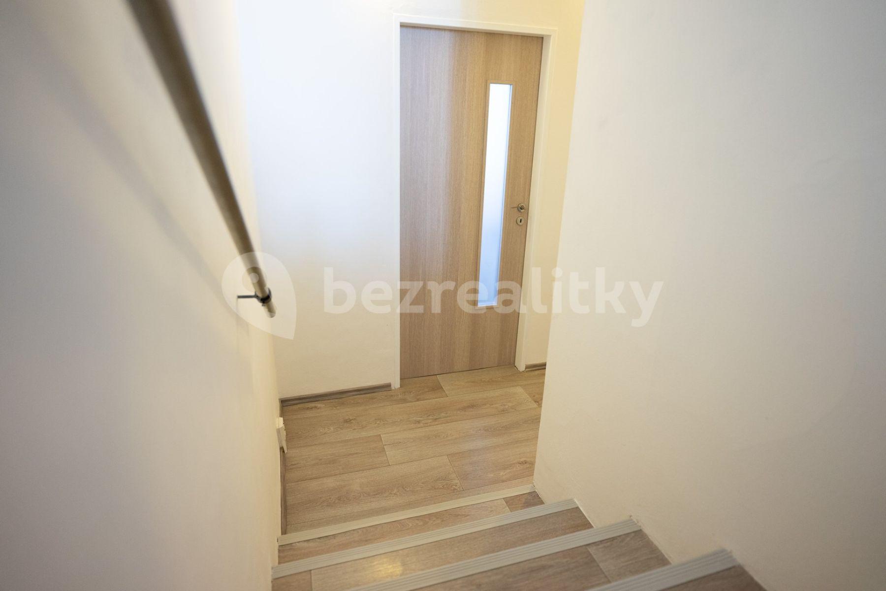 2 bedroom with open-plan kitchen flat for sale, 81 m², Kundratická, Chomutov, Ústecký Region