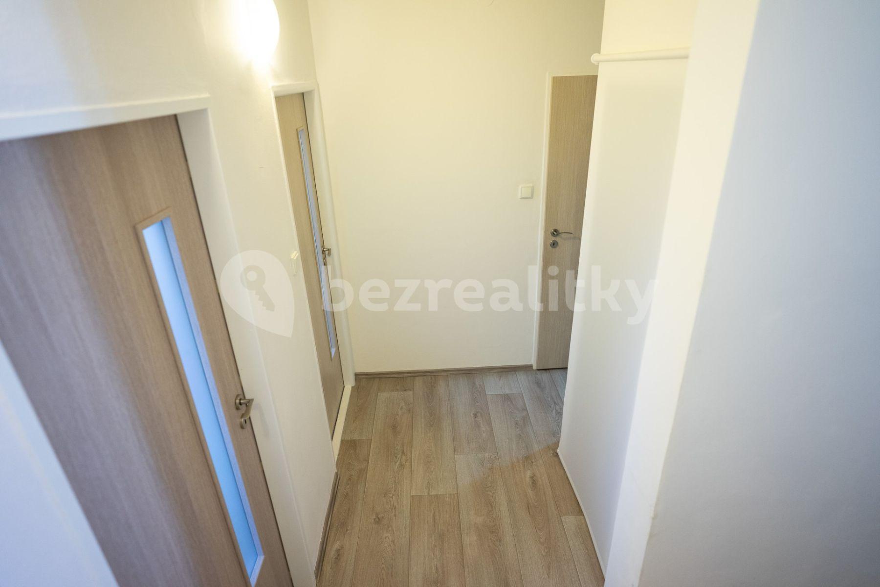 2 bedroom with open-plan kitchen flat for sale, 81 m², Kundratická, Chomutov, Ústecký Region